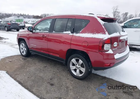 2014 Jeep Compass Latitude из США, поврежденный, VIN 1C4NJDEB2ED520737